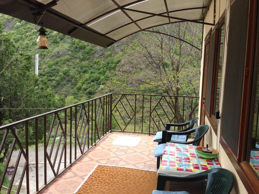 Iris B&B In Debed Canyon Алаверди Екстериор снимка