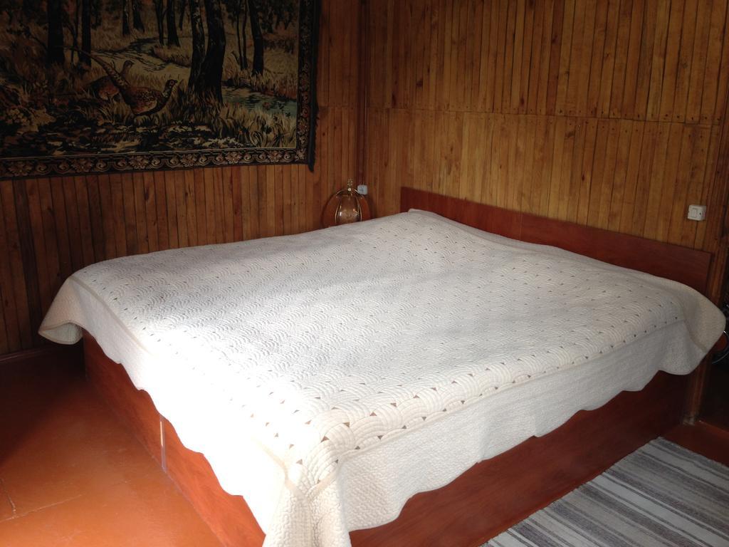 Iris B&B In Debed Canyon Алаверди Екстериор снимка